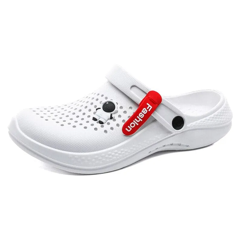 Brand Men Sandals Lightweight EVA Hole Casual Shoes Man Clogs Lovers