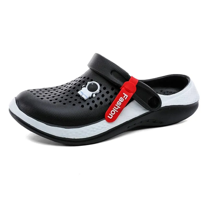 Brand Men Sandals Lightweight EVA Hole Casual Shoes Man Clogs Lovers
