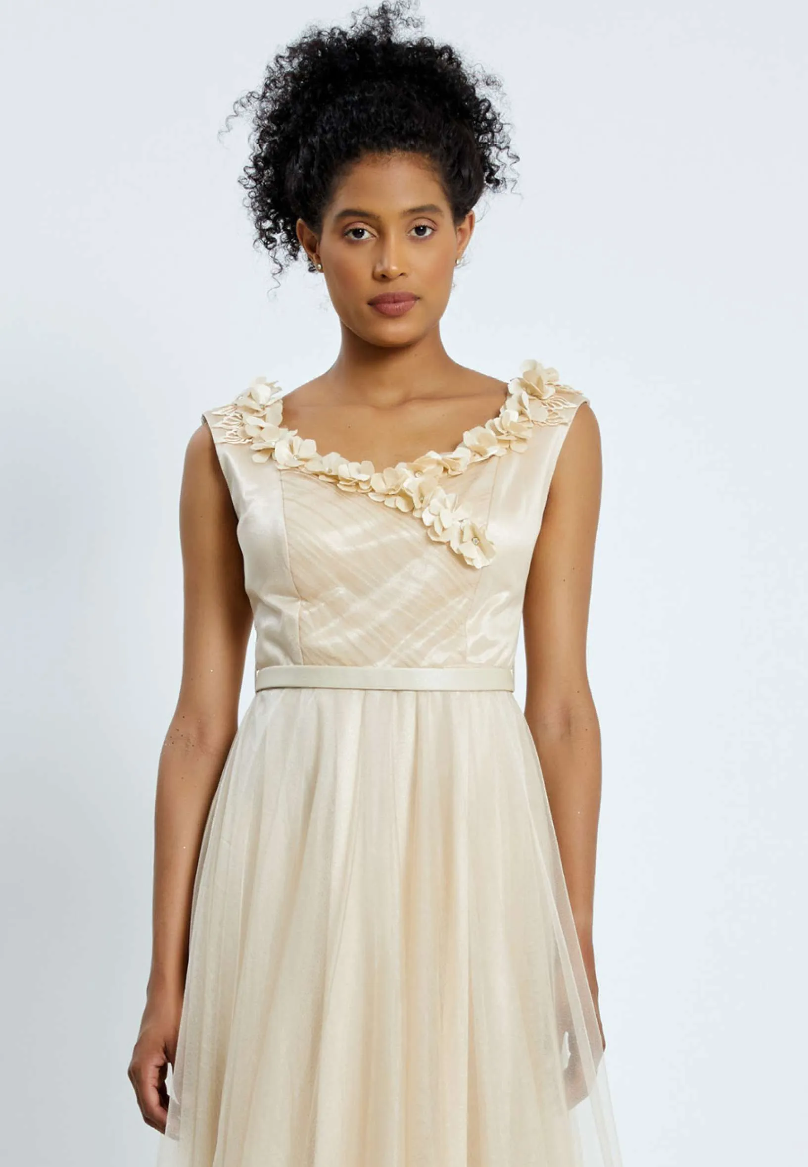 Cream Floral Neck Line Sleeveless Flowy Dress