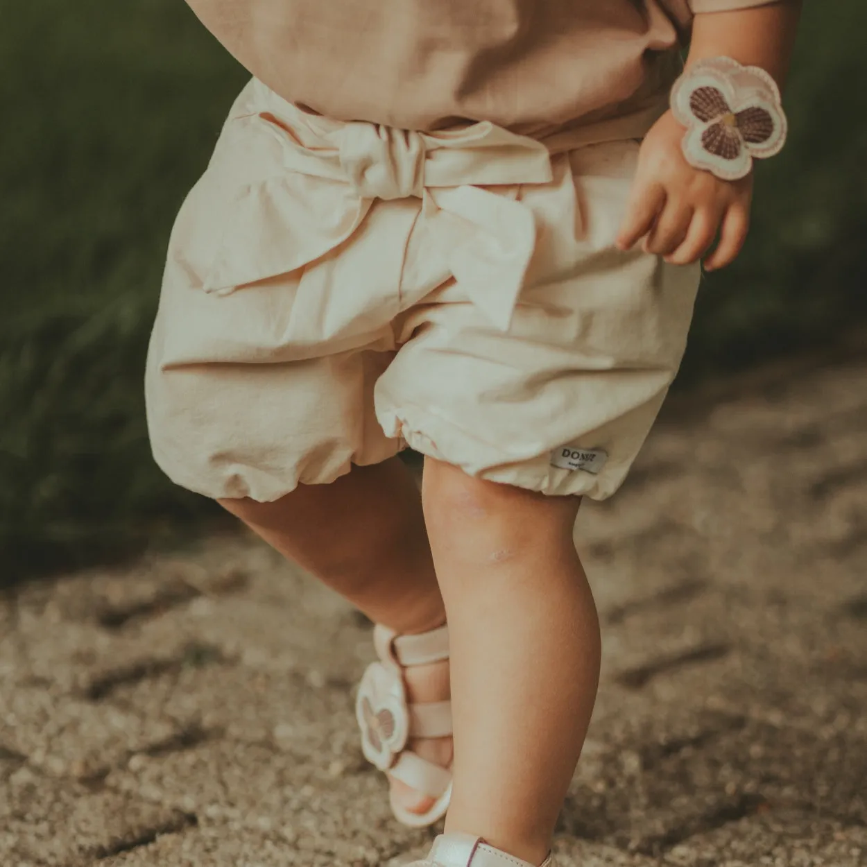 Maryse Shorts | Bright Almond