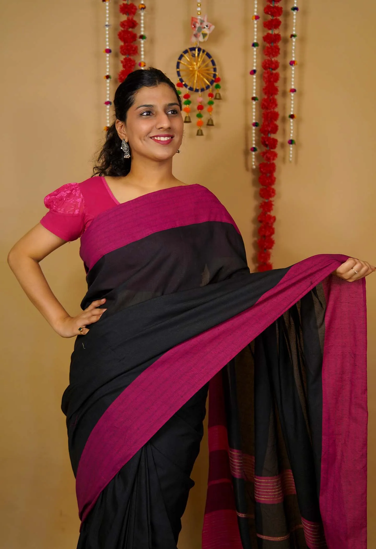 Ready to wear Handloom Weave Black And pink  Wrap in 1 minute Saree